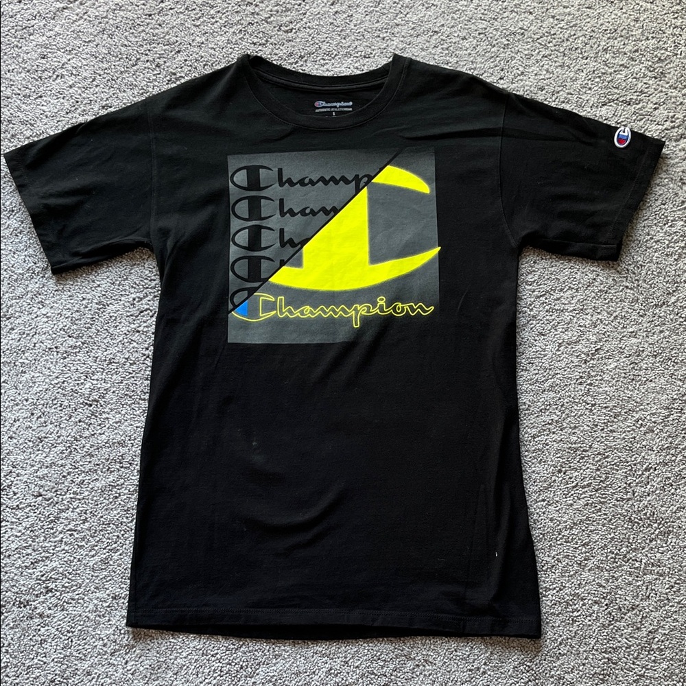 Champion Men's Black and Yellow Graphic Tee